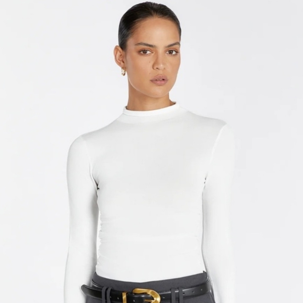 64. DISSH White Knit Long Sleeve Top – Size Small